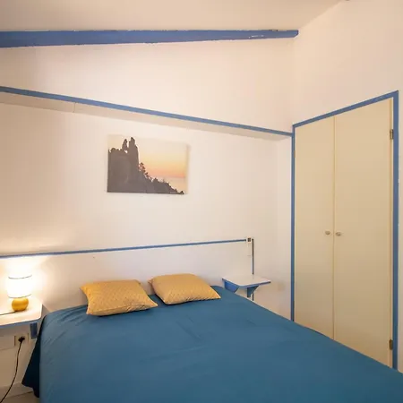 Le Zini Apartment *